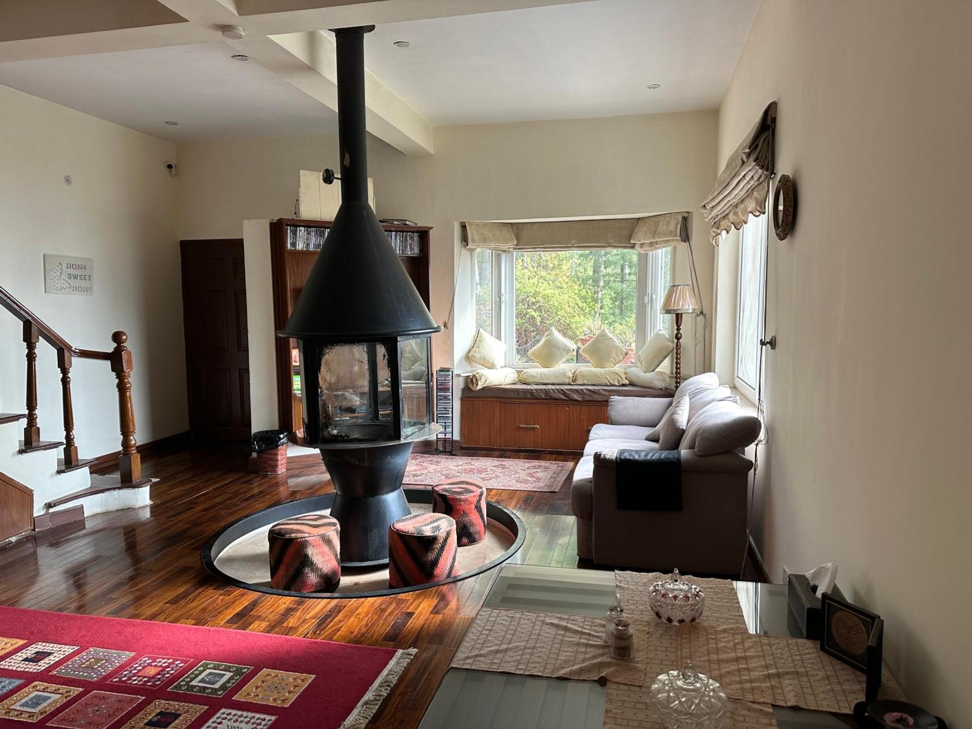Sarah'S Lodge 무레 외부 사진