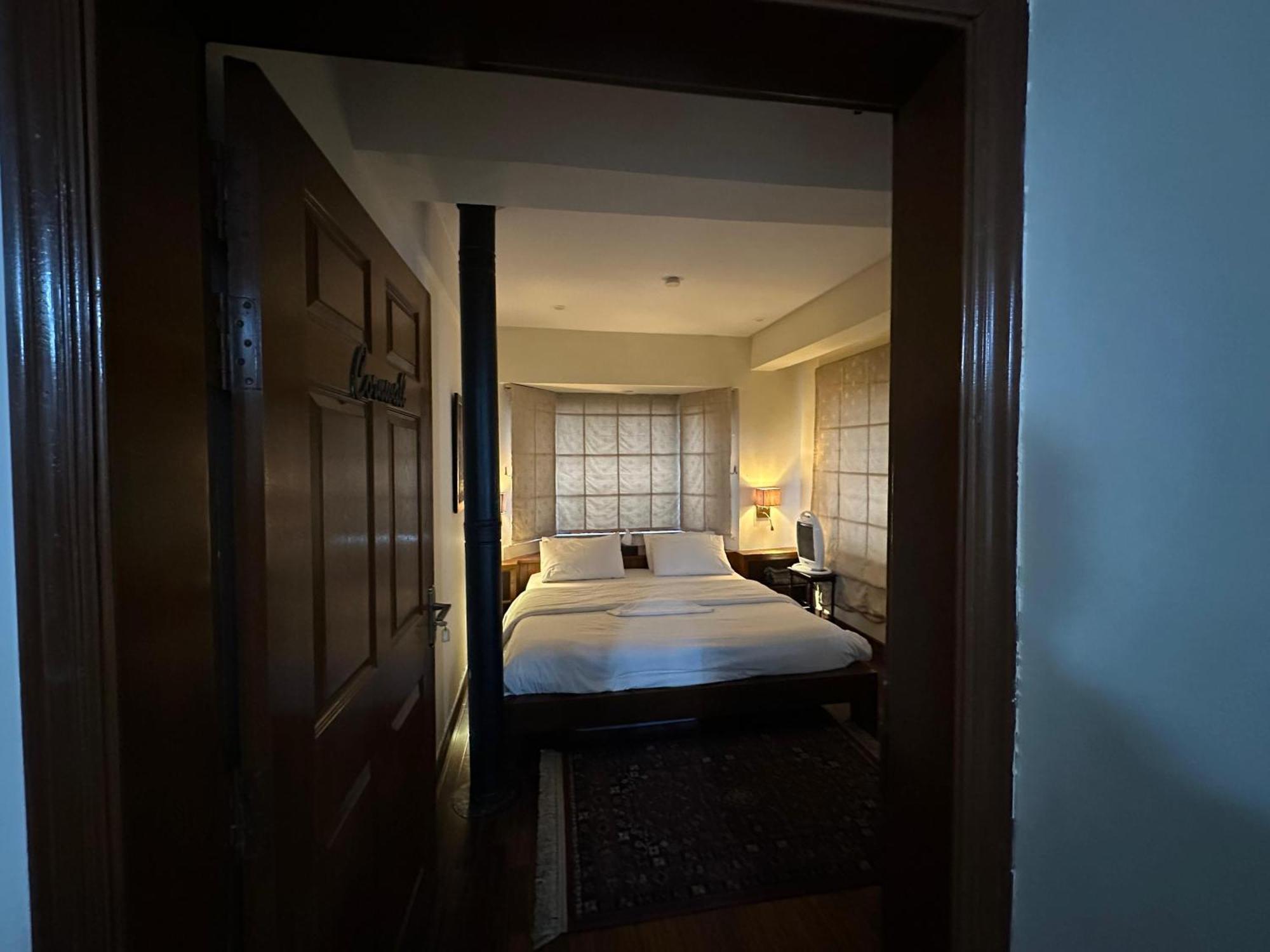 Sarah'S Lodge 무레 외부 사진